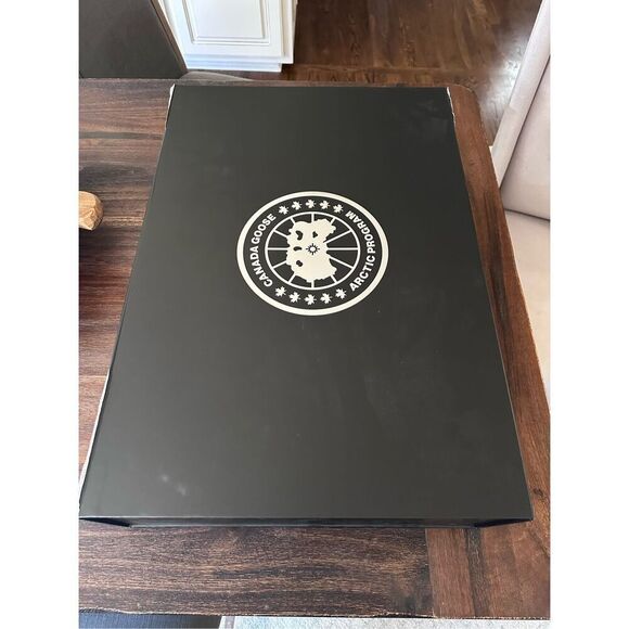 Canada Goose Arctic Program XL box - Picture 1 of 12
